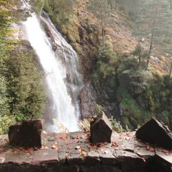 Cascada de la Larri