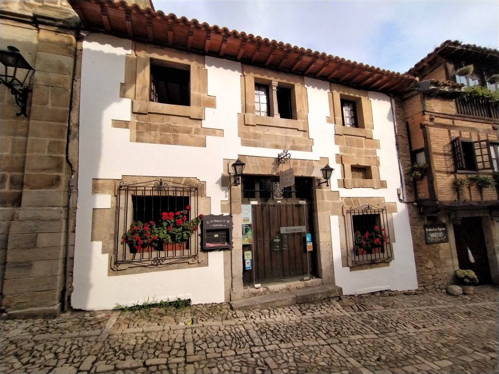 Restaurante La Taberna de Valdivieso. Santillana del Mar