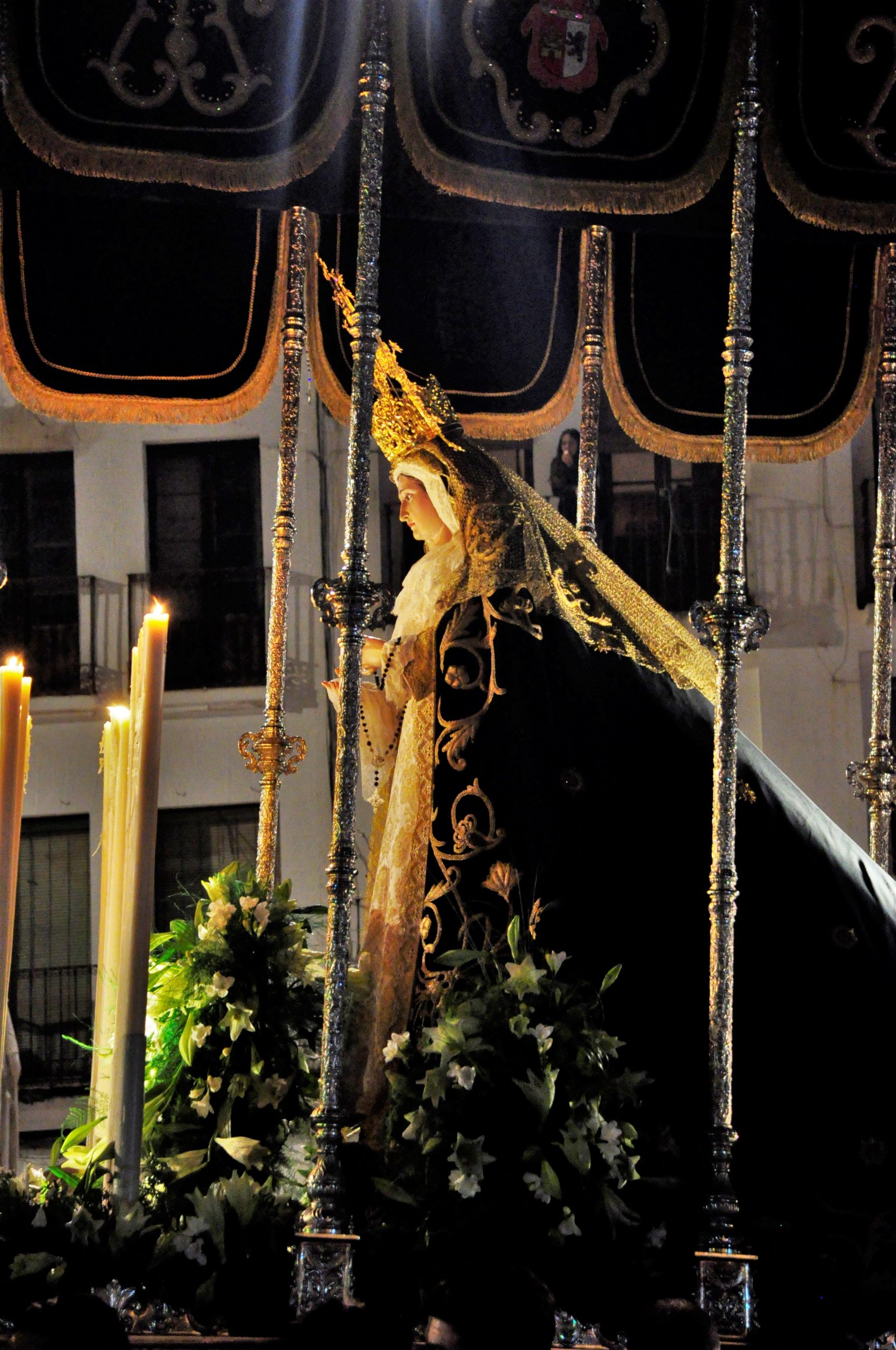 Detalle de la virgen en Cáceres