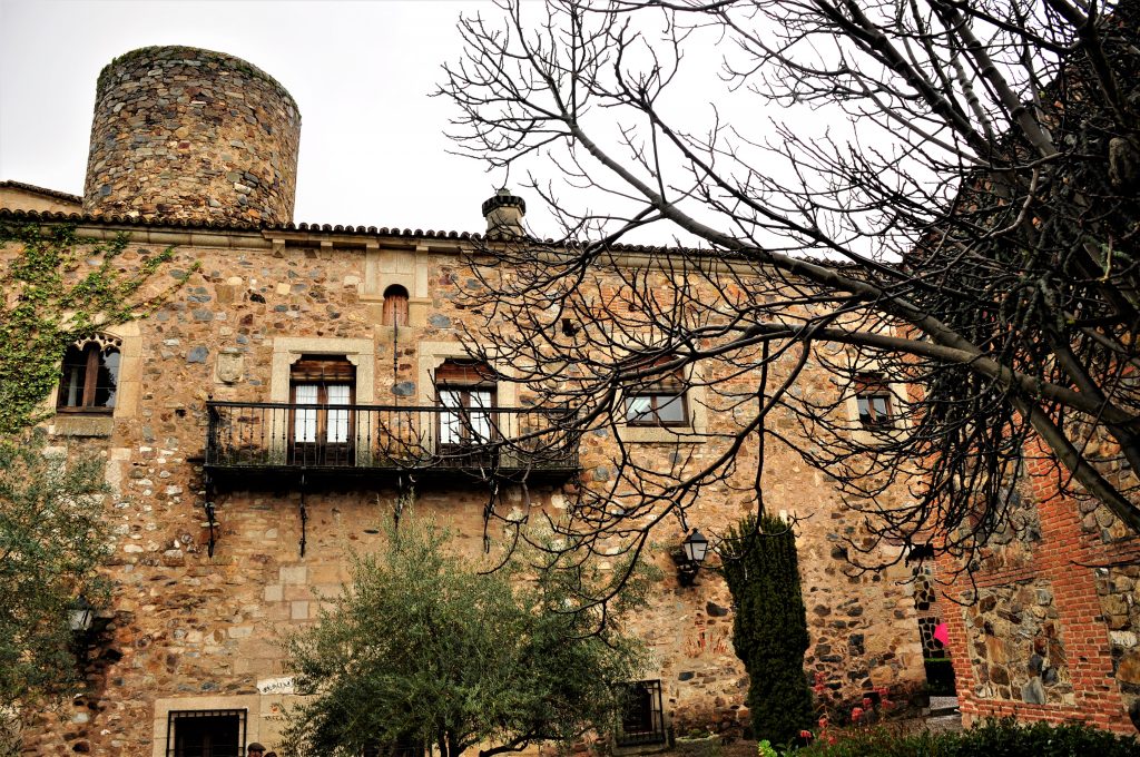 Ejemplo de torre desmochada