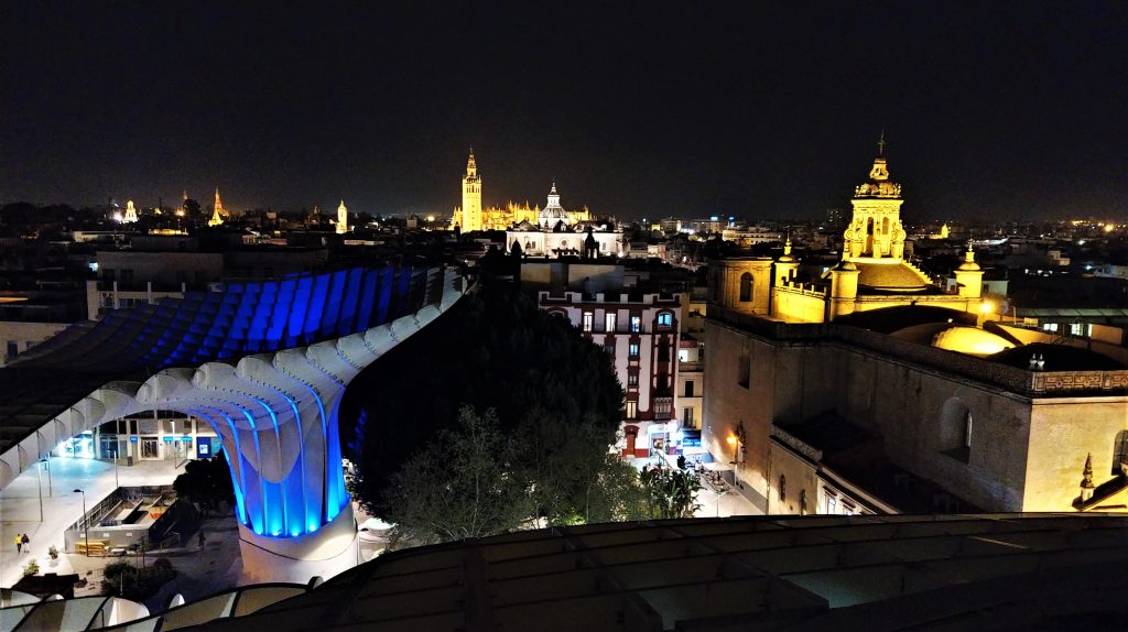 Metropol Parasol de noche