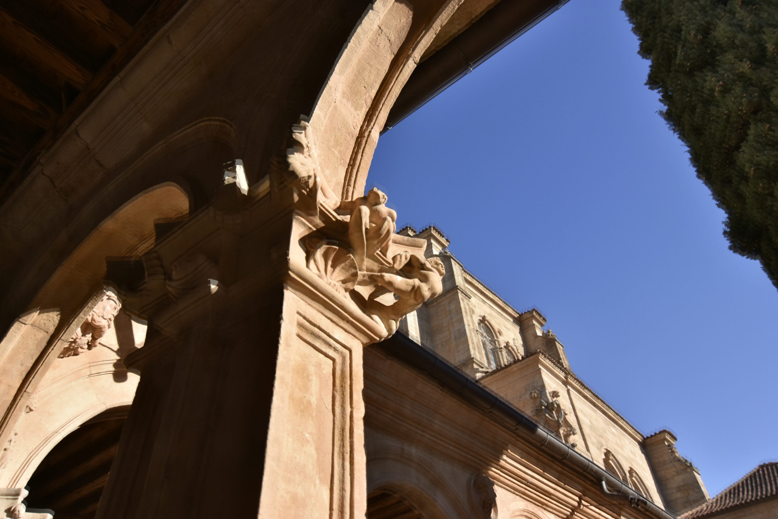 Arcos del claustro